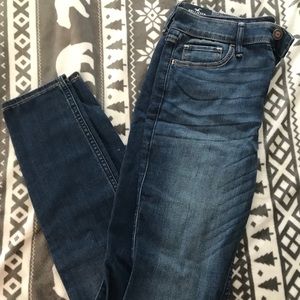 NWT!! Hollister skinny jeans